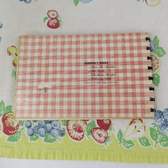 Clock Wise Time Saving Recipes for the Busy Homemaker 1953 by Barbara Gillard - Picture 10 of 10